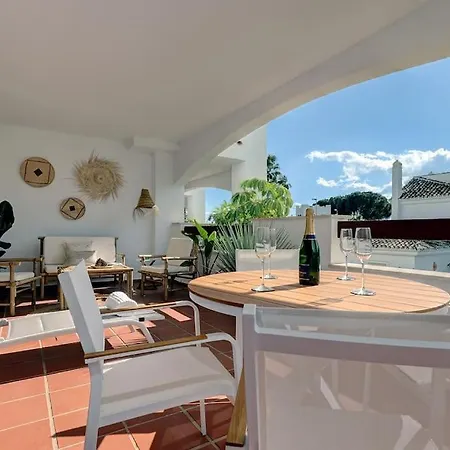 Apartment Stylish In Aloha Royal *